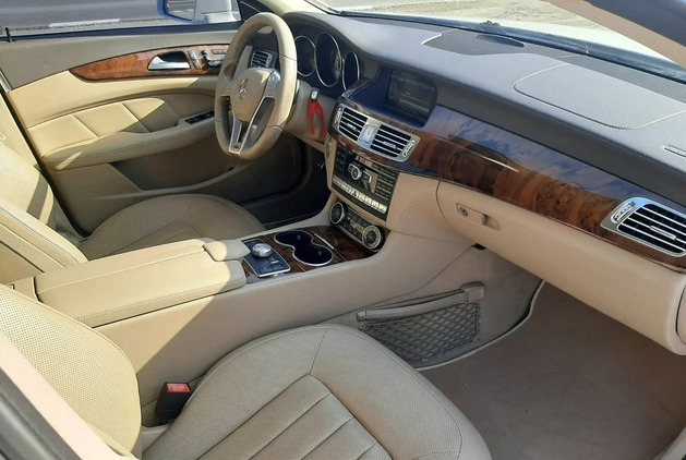 Mercedes-Benz CLS cena 88900 przebieg: 136000, rok produkcji 2014 z Warszawa małe 56